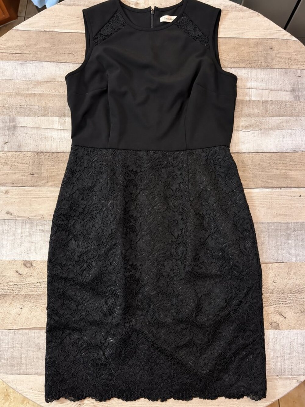 Calvin Klein Black Lace & Ponte Sheath Dress – Size 6